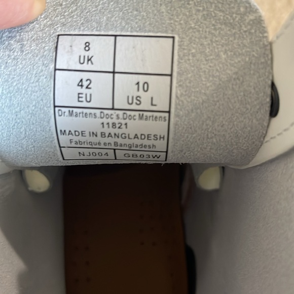 White Dr. Martens boots - Picture 5 of 5